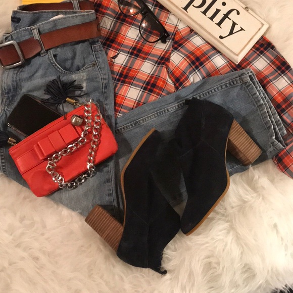 Tommy Hilfiger Jeans - Picture 6 of 8